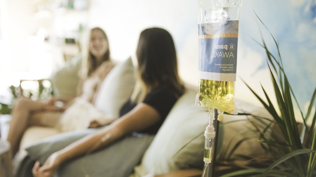 IV Nutritional Therapy – Peak Wellness Gurugram – Dr. Priti Nanda Sibal